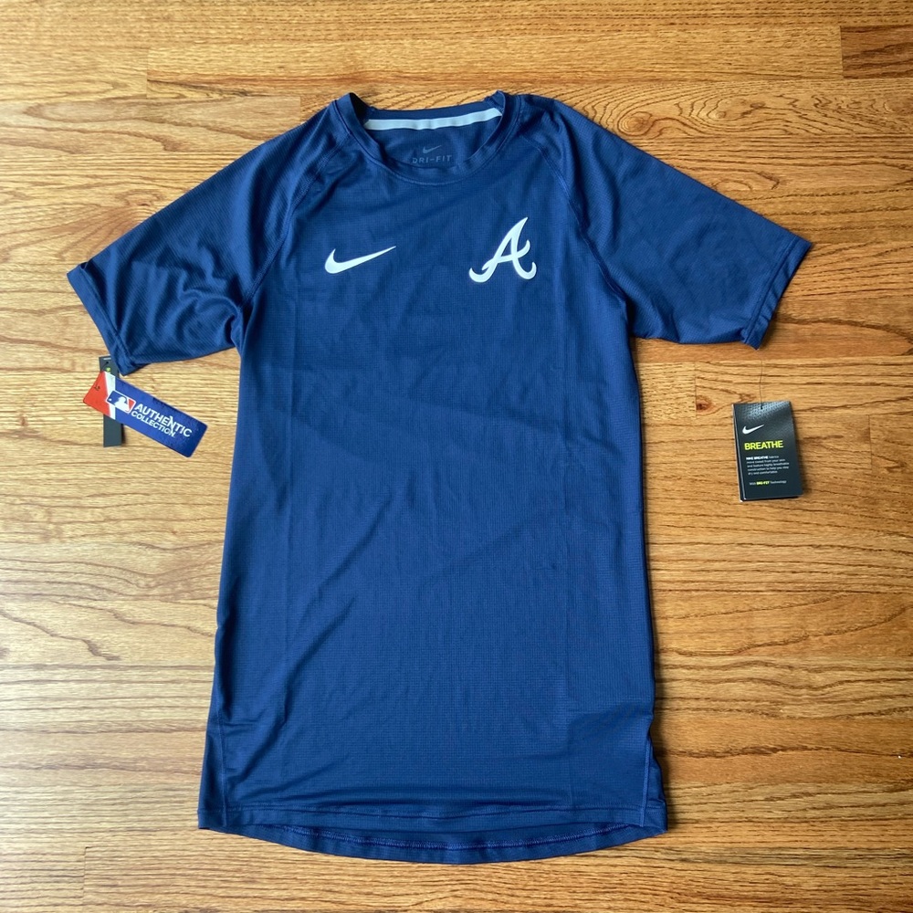 Atlanta Braves Men’s Nike shirt